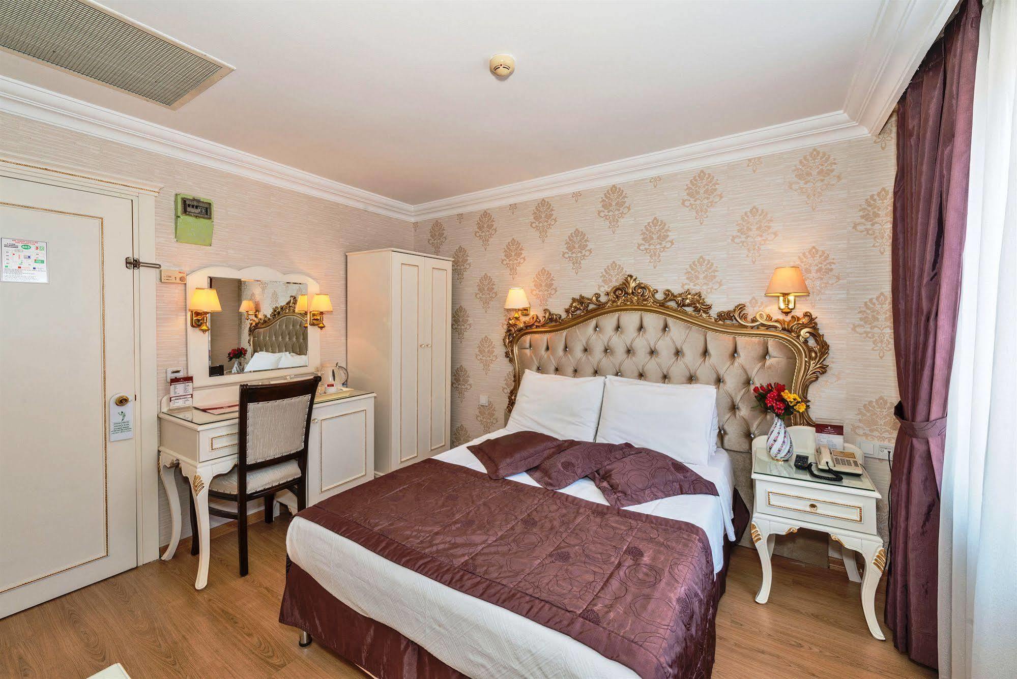 Santa Sophia Hotel - İstanbul Esterno foto