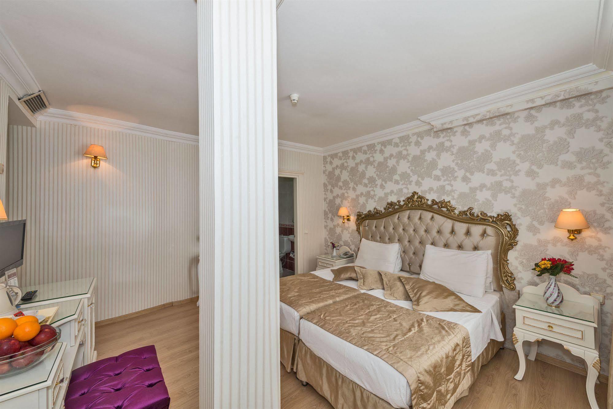 Santa Sophia Hotel - İstanbul Esterno foto