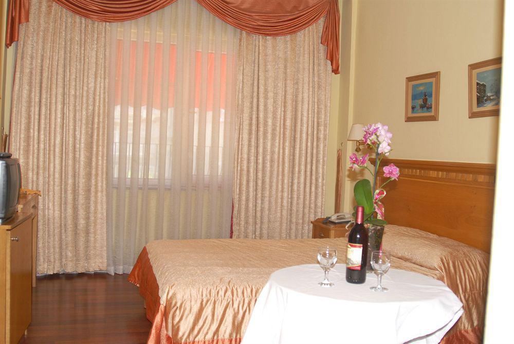 Santa Sophia Hotel - İstanbul Esterno foto